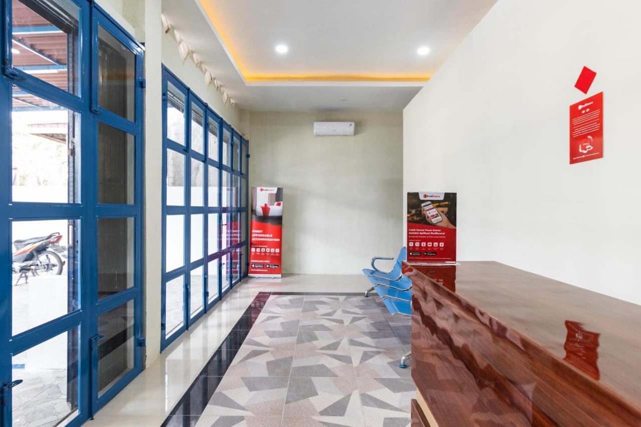 Deli Tua Reddoorz Near Medan Amplas מראה חיצוני תמונה