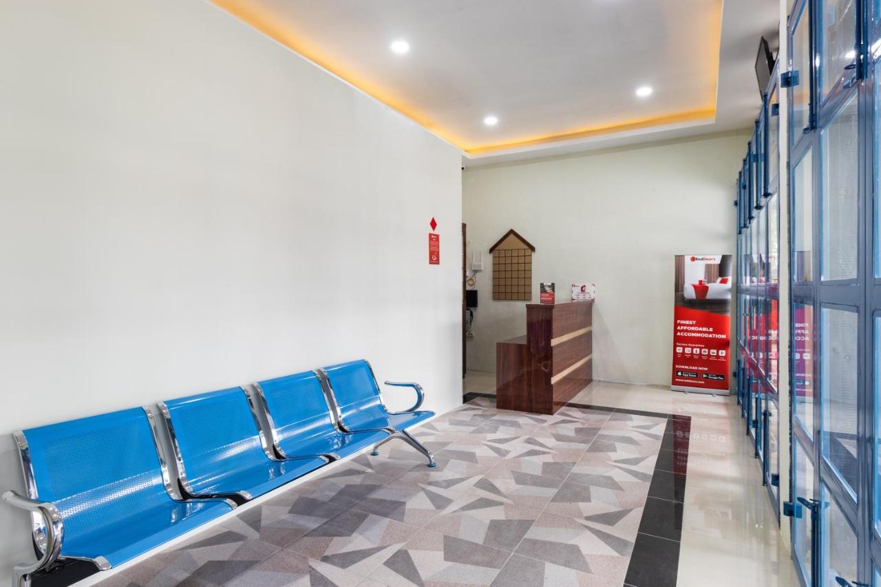 Deli Tua Reddoorz Near Medan Amplas מראה חיצוני תמונה